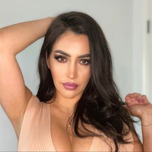 Meet your Posher, Marisol